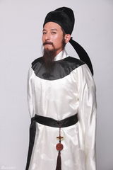 组图：何炅谢娜上演人间四月天 戴军变莎士比亚