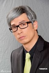 幻灯图：TVB新剧《飞女正传》剧照 蔡少芬造型多变