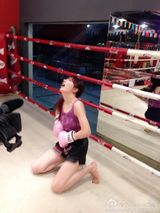 组图：王励勤主播女友微博晒美艳靓照