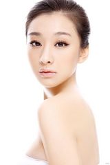 组图：穆婷婷妆容大片曝光 清澈双眸妩媚风情