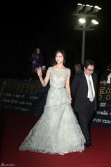 组图：第32届韩国青龙电影奖颁奖典礼群星闪耀