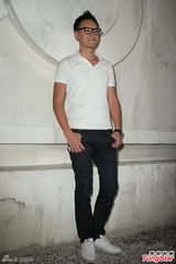 组图：郑元畅初执导演筒 自嘲属神经质型