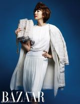 组图：韩星金南珠时尚写真 华丽服饰成熟性感