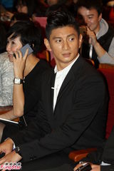 组图：《新白发魔女传》回报不俗 吴奇隆将推电影版