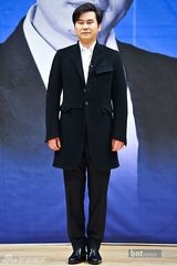 组图：韩星宝儿朴振荣杨贤锡助阵SBS台选秀节目