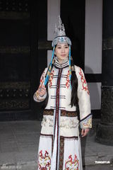 组图：《建元风云》胡军佘诗曼谈情 吴樾曝乞丐装