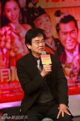 幻灯：《花田囍事2010》迎春会 黄百鸣携子送围脖