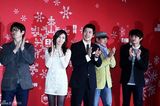 高清组图：韩片《巨塔》VIP首映举行群星捧场