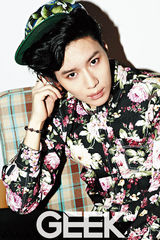 高清组图：SHINee泰民型男写真 展少年熟男气质