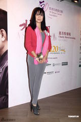 组图：叶德娴宣传防癌 《桃姐》香港票房飘红