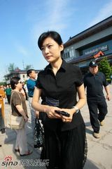 高清组图：央视名嘴齐送罗京 好友悲痛缅怀