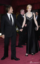 策划:女神妮可恐再婚变 盘点与厄本8年恩爱瞬间