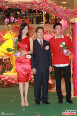 组图：安志杰不急谈恋爱 陈法拉专注事业挡姻缘