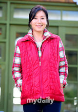 组图：探班《荣光的在仁》片场 千正明朴敏英下厨