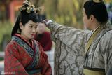 组图：《凤凰牡丹》谭耀文蒋毅上演夺爱之战