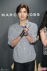 组图：贺军翔哀怨成金钟遗珠 避谈逃兵役话题