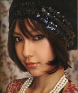 幻灯图集：香港书展销量冠军 Angelababy火辣写真