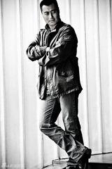 组图：影帝任程伟全新写真 时尚大片展个性魅力