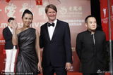 组图：上海电影节闭幕红毯评审团压轴亮相