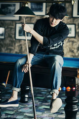 组图：付辛博最新时装大片曝光 复古风来袭