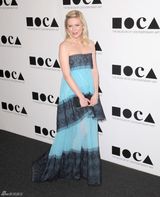 高清组图：克里斯汀-邓斯特性感抹胸礼服亮相