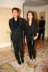 幻灯：罗嘉良与苏岩大婚 马德钟马景涛到场