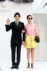 高清组图：金贤重李栋旭等出席郑俊河婚礼