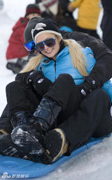 高清图：希尔顿疑受好友去世影响 欲年内结婚