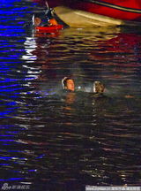 组图：阿汤哥《碟中谍4》玩漂移 纵身跳河变落汤鸡