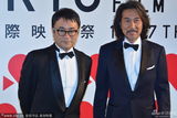 组图：闭幕片导演三谷幸喜、主演役所广司亮相