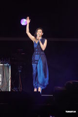 组图：蔡健雅小巨蛋开唱征服乐迷 那英青峰任嘉宾