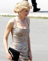 组图：娜奥米-沃茨新片饰演戴安娜王妃