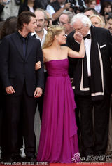 幻灯图集：《蒙彼利埃公主》首映 名模爱娃性感亮相