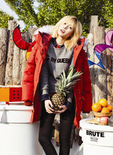 高清组图：4minute泫雅休闲写真笑容甜美活泼