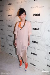 组图：范晓萱祝Makiyo再出发 透露暂无结婚计划