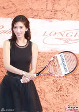 组图：林志玲不心急感情事 拒谈对言承旭未忘情