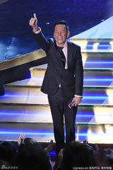 组图：龙劭华获金钟奖迷你剧最佳男主角