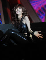 高清组图：周杰伦小师妹变小野猫 袁咏琳甩头狂舞