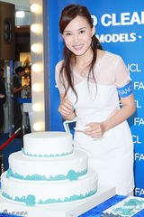 周汶锜期待白色婚礼 未有冲动生儿育女