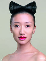 高清组图：王菲刘嘉玲舒淇入选香港美人展美态 