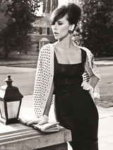 高清组图：詹妮弗-洛芙-休伊特优雅登杂志封面