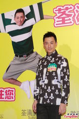 组图：《男人如衣服》迎中秋 林峰与熊黛林比高