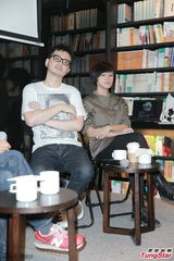 组图：何韵诗黄耀明亮相座谈会 大谈乐坛与工作