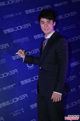 组图：贾乃亮当奶爸有难度 何洁谈释小龙超尴尬