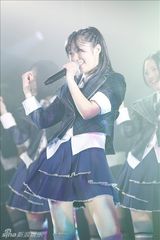 组图：指原莉乃首登HKT48舞台成为正式成员