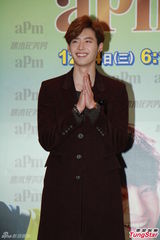 高清：李钟硕穿泳装不满身型 有意找港女学粤语