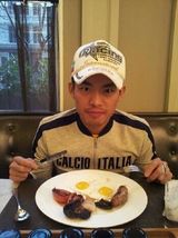 组图：林丹时尚写真秀壮硕肌肉霸气外露