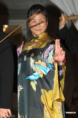 组图：张艾嘉年底拍电影《华丽上班族》杜琪峰执导