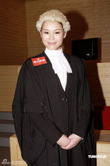 高清图：《怒火街头》开机 胡杏儿郑嘉颖演律师