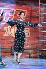 组图：郭富城《好舞蹈》嫁女 现场调戏村花海清